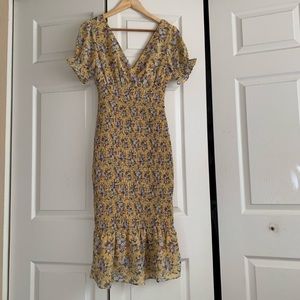 Classy yellow mermaid bottom midi dress